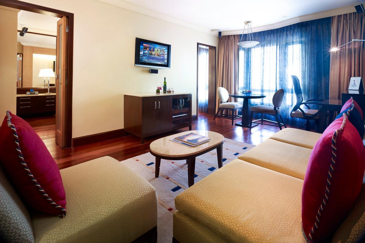 Отель President - Ihcl Seleqtions Мумбаи Экстерьер фото Suite at the Taj Bengal